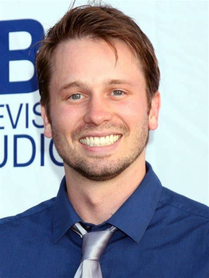 Tyler Ritter Bio (Wiki) 