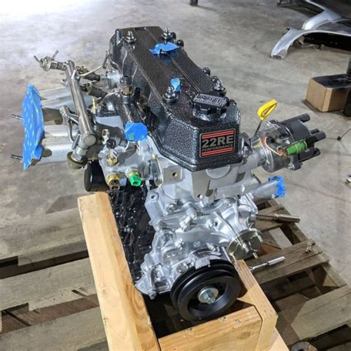 What is the 22re engine?