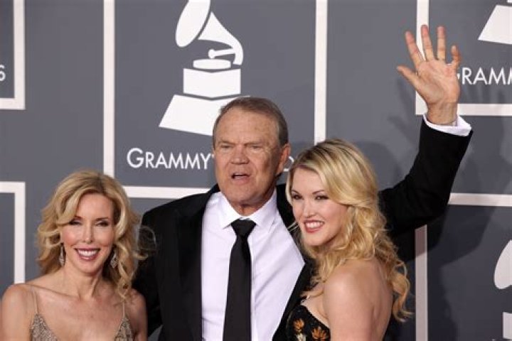 What was Glen Campbell’s net worth?