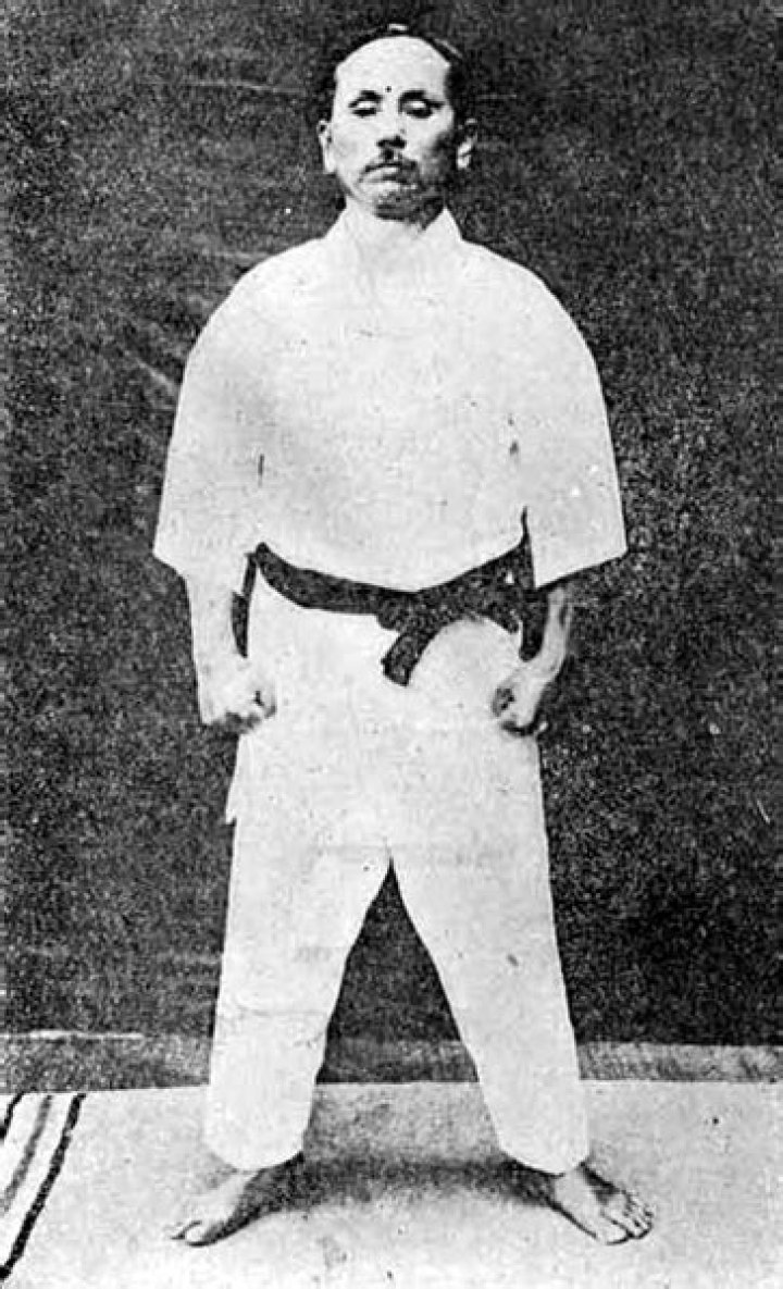 When did gichin Funakoshi die?