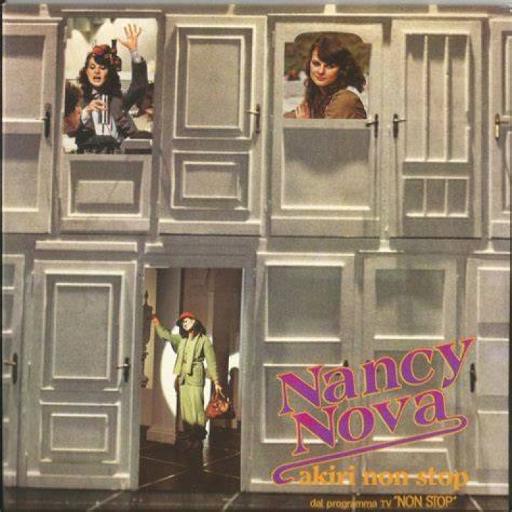 Who plays Nancy in non stop?